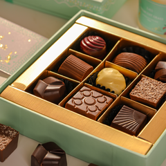 Mint Mosaic Box of 9 Pcs - TCS SentimentsExpress