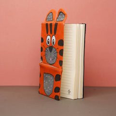 Paws & Pages - Diary