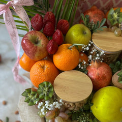 Fruit Box with Dry Fruit