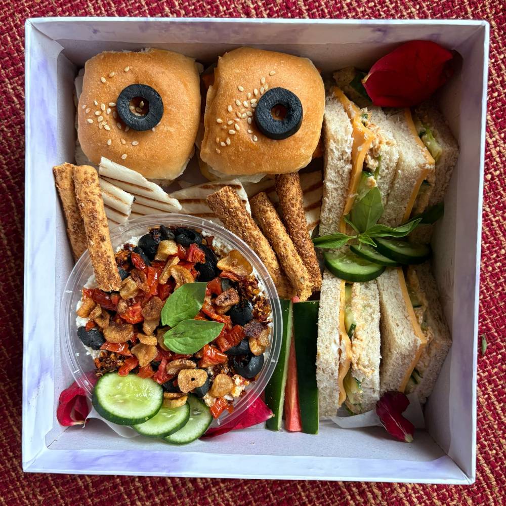 Savoury Bites Platter - TCS SentimentsExpress