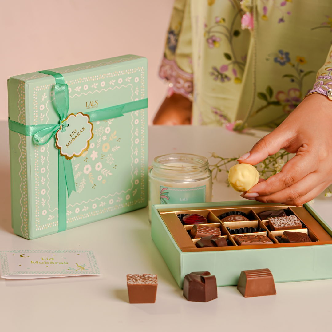 Mint Mosaic Box of 9 Pcs - TCS SentimentsExpress