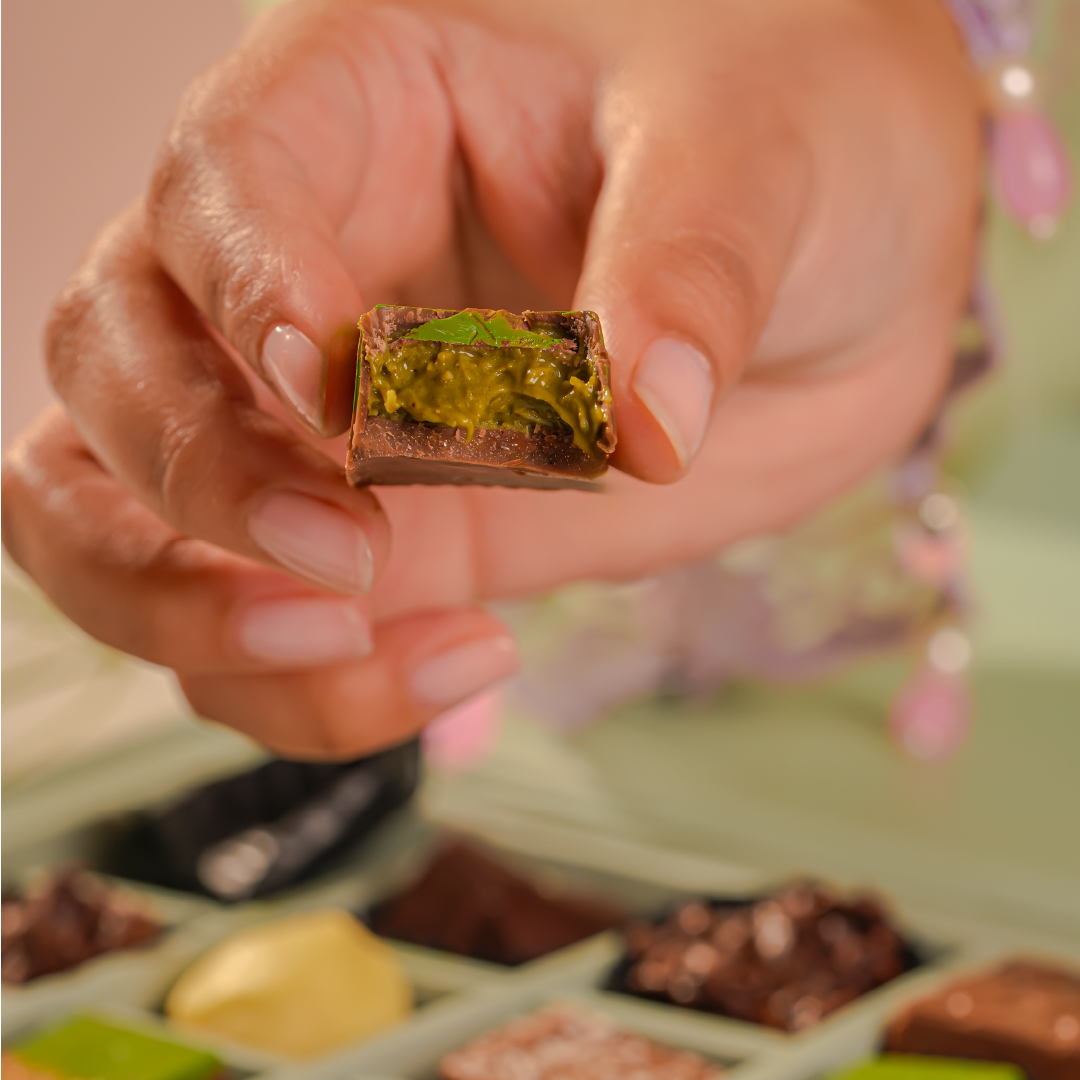 Grand Sage Chocolate Box - TCS SentimentsExpress