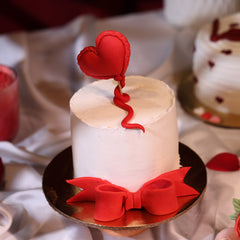 Bow and Heart Theme Cake - 1.5 Lbs
