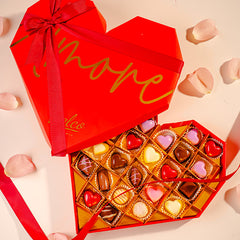 Heart Of Gold Love Box Of 28