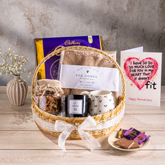 Love From Far Away Hamper - TCS SentimentsExpress