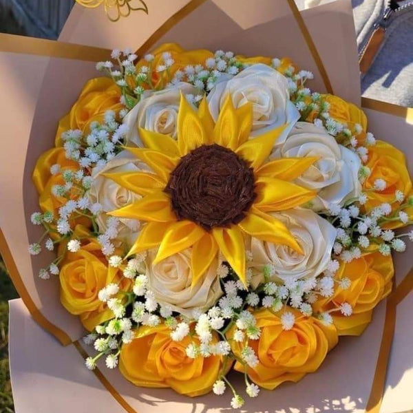 Single Sunflower with Silk Rose Bouquet