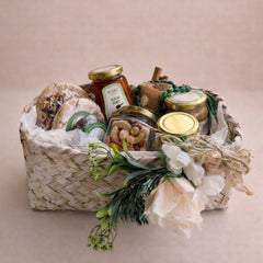 The Grand Ramadan Hamper Large - TCS SentimentsExpress