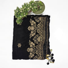 Regal Elegance Velvet Shawl - Black