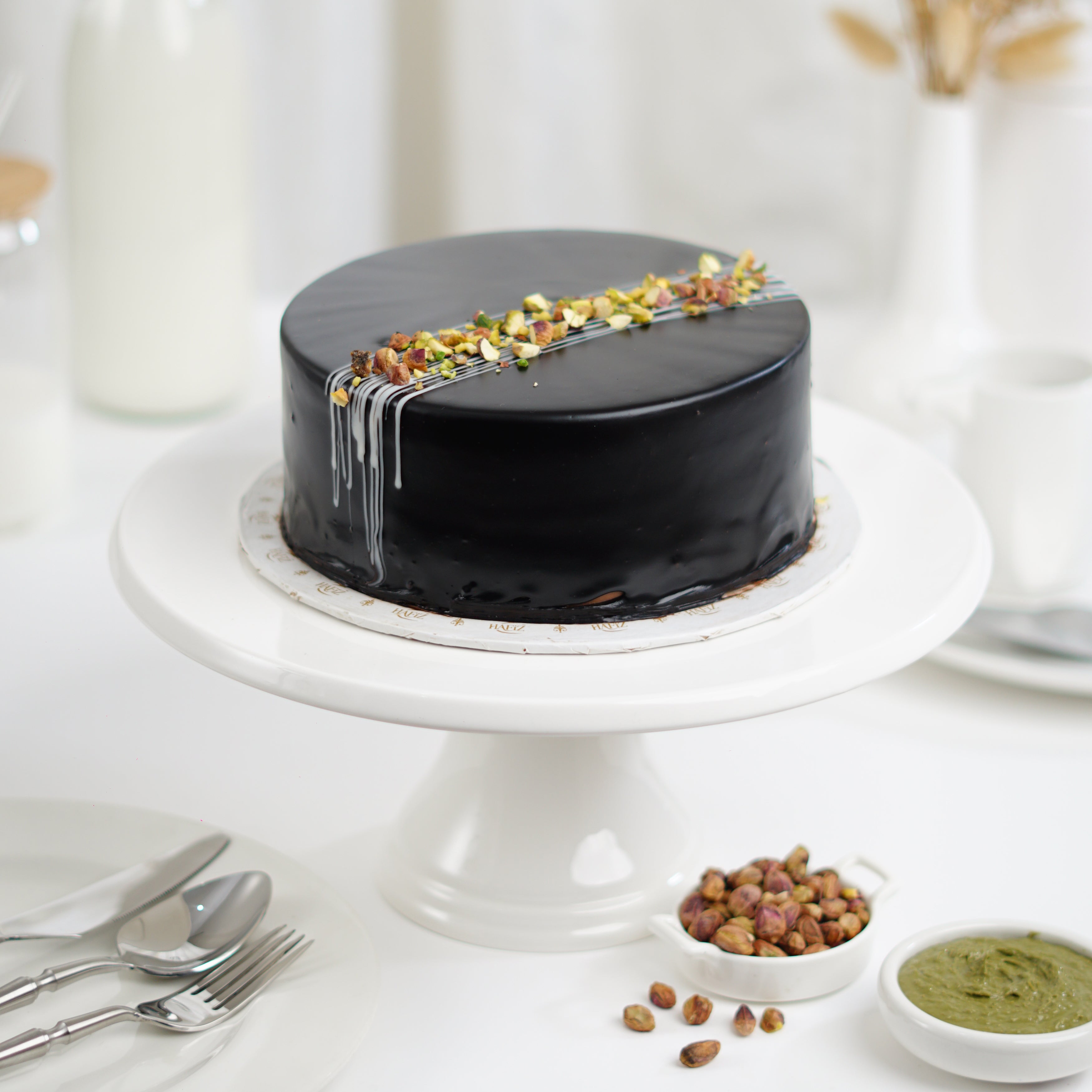 Pistachio Cake - 2 LBS - TCS SentimentsExpress