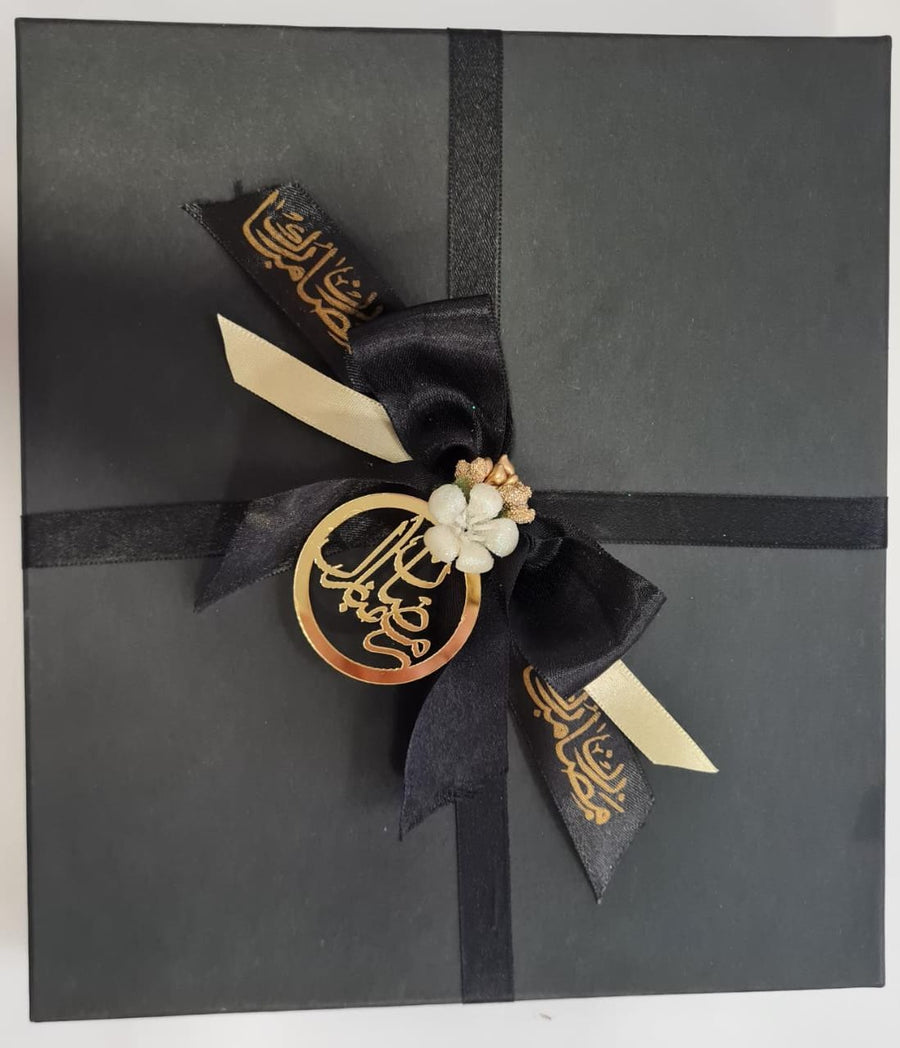 Ramadan Luxury 30-Date Truffle Box - For Vegans by Karachi Fudge Company